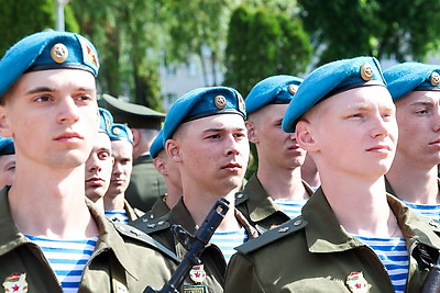 Около 10 тыс. новобранцев приняли военную присягу в Вооруженных Силах Беларуси
