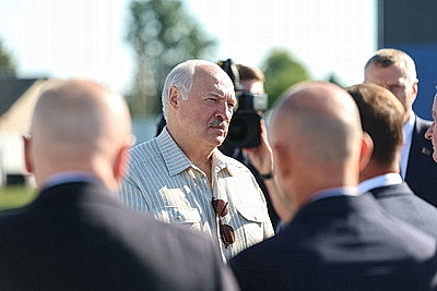 Лукашенко посещает Березовский район