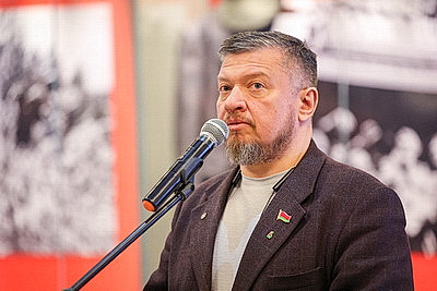 Творили в окопе и на привале. Выставка фронтового рисунка открылась в Минске