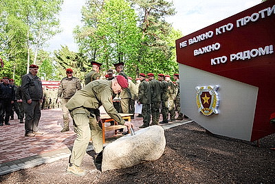 Обладателями краповых беретов стали 68 военнослужащих внутренних войск и сотрудников ОВД