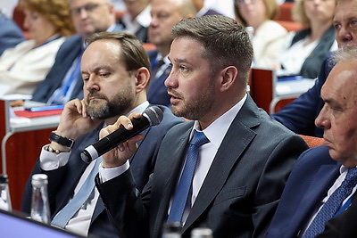 Форум регионов Беларуси и России проходит в Минске и Минской области
