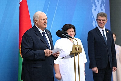 Лукашенко открыл в Минске поликлинику будущего