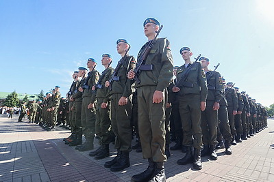 Около 10 тыс. новобранцев приняли военную присягу в Вооруженных Силах Беларуси