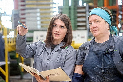 \"Речицадрев\": современное производство с женским лицом