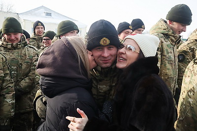 Домашние блины, конкурсы и приятные сюрпризы. В воинской части в Могилеве встретили Масленицу