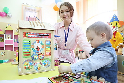 С марта в детских садах Беларуси увеличилось количество групп для детей до двух лет