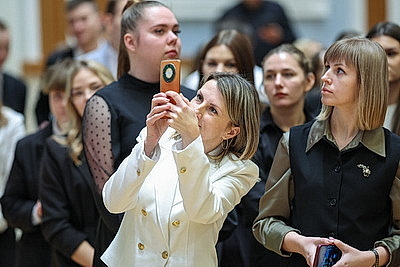 Молодые специалисты посетили Дворец Независимости