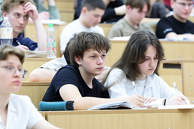 \"Бюджетных мест больше, платных - меньше\". В БГУИР рассказали о приеме первокурсников в 2026 году