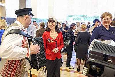 Диалог о будущем сердца страны. В Овальном зале собрались женщины, которые хотят сделать жизнь на селе ярче и комфортнее