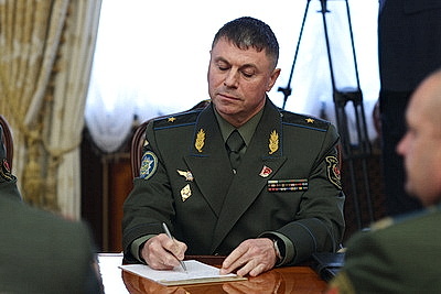 Лукашенко заслушал доклад по тематике плана строительства и развития Вооруженных Сил