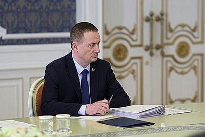 Лукашенко собрал совещание по реализации ключевых инвестпроектов за рубежом
