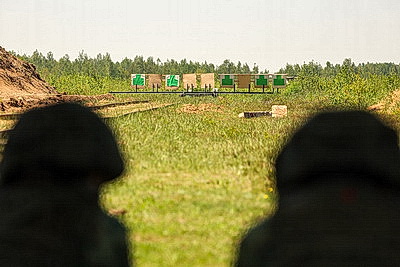 Танк над головой и первый выстрел: как проходит конкурс военно-патриотических клубов ВС