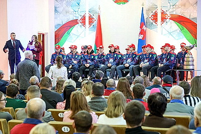 Один завод - одна команда. \"Металлург\" вновь привез Кубок Президента на БМЗ