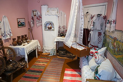 \"Хочется всем показать, как мы живем\". Как Новые Самотевичи развиваются спустя 40 лет после ЧАЭС