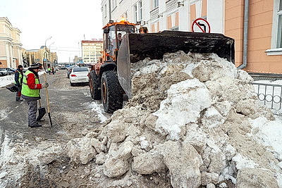 В Гомеле стартовал декадник по уборке снега