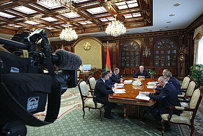 \"Механизм один - платить за результат\". Лукашенко о подходах к совершенствованию научной деятельности