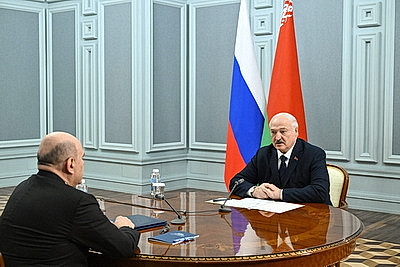 Лукашенко: Беларусь в сотрудничестве с Россией выполняет и перевыполняет свои обязательства