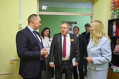 Лобович ознакомился с работой социального пансионата в Гродненском районе