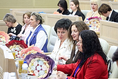 В Совете Республики прошла встреча с работницами ЖКХ