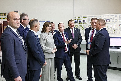 Кочанова посетила БелАЭС и ознакомилась с инфраструктурой Островца
