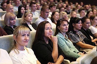 Максимально открытый диалог. Встречи экспертов с населением проходят в регионах
