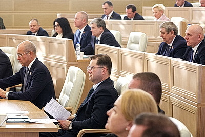 В Минске проходит заседание четвертой сессии Совета Республики