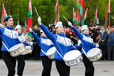 Переполняло чувство любви к Родине. В Витебске чествовали главные государственные символы