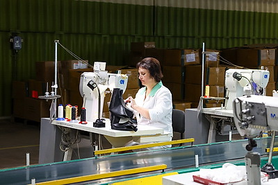 Министр экономики посетил предприятия Березовского района