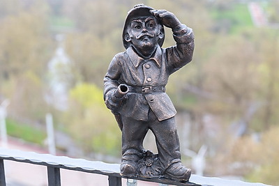 Миниатюрная скульптура каланчового пожарного открылась в Витебске