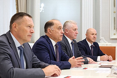 Беларусь и Вьетнам отметили позитивную динамику в сфере военного сотрудничества