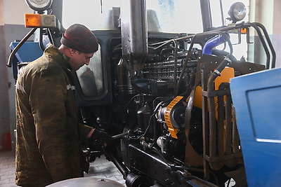 Аграрии Брестской области продолжают сев ранних яровых зерновых и зернобобовых культур