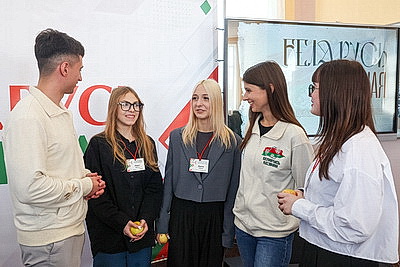 Акция \"Беларусь адзіная\". Встречи с молодежью прошли в Ганцевичах и Бобруйске