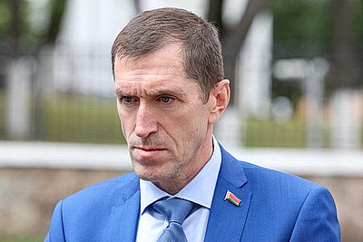 Мобильный комплекс для контроля оплаты парковок начал работать на улицах Минска