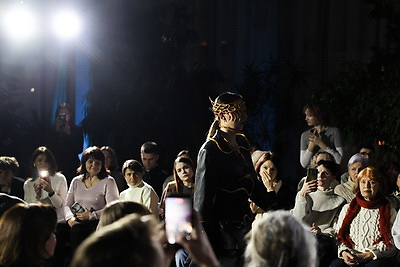 \"Созвездие\" зажигает звезды. Показ мод молодых дизайнеров прошел в лицее БГУ