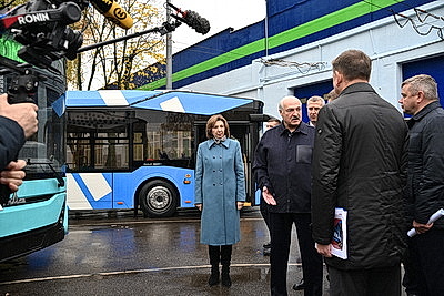 Лукашенко ознакомился с развитием производства отечественного пассажирского транспорта
