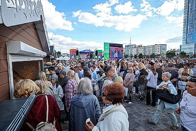 Фестиваль узбекской дыни проходит в Минске