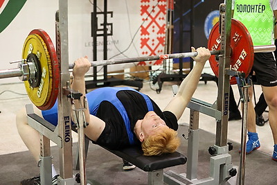 В Минске стартовал финал Республиканской универсиады по пауэрлифтингу
