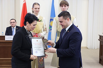 Целый ряд событий с приставкой \"впервые\". Минобразования подводит итоги работы в 2025 году