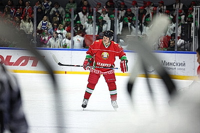 Команда Президента выиграла четвертый матч в РХЛ