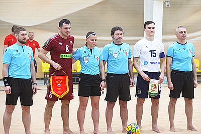 Белорусы снова уступили сборной России по пляжному футболу