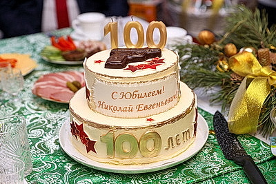 В Гомеле поздравили ветерана ВОВ Николая Касперовича с 100-летним юбилеем