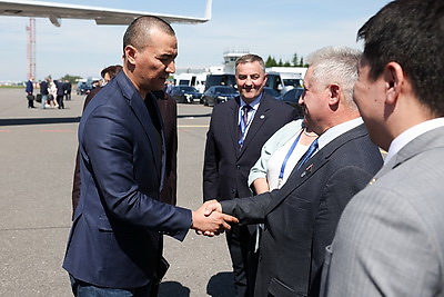 Делегации участников международного форума прибывают в Брест