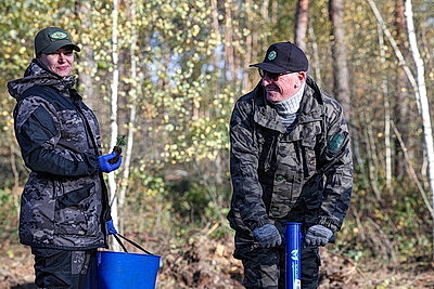К акции \"Дай лесу новае жыццё!\" присоединились представители Брестского облисполкома