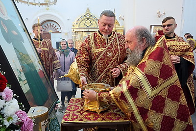 Ковчег с частицей мощей святой блаженной Матроны Московской доставили в Минск