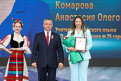С благодарностью за мир. Торжественное шествие в День Независимости объединило более 20 тыс. жителей и гостей Гомеля