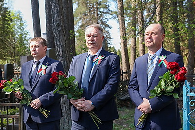 Руководство и судьи Верховного Суда почтили память Героя Советского Союза Марии Осиповой в Минске