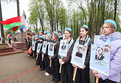Памятник на братской могиле после реконструкции открыли в Витебском районе