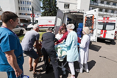 Пять пострадавших в Брянской области детей доставлены в РНПЦ детской хирургии