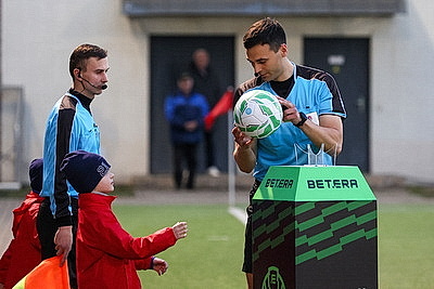\"Неман\" вышел в лидеры футбольного чемпионата Беларуси