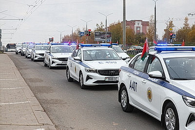 Парад, открытие здания, ключи - новоселам. В Гродно отметили День образования подразделений охраны